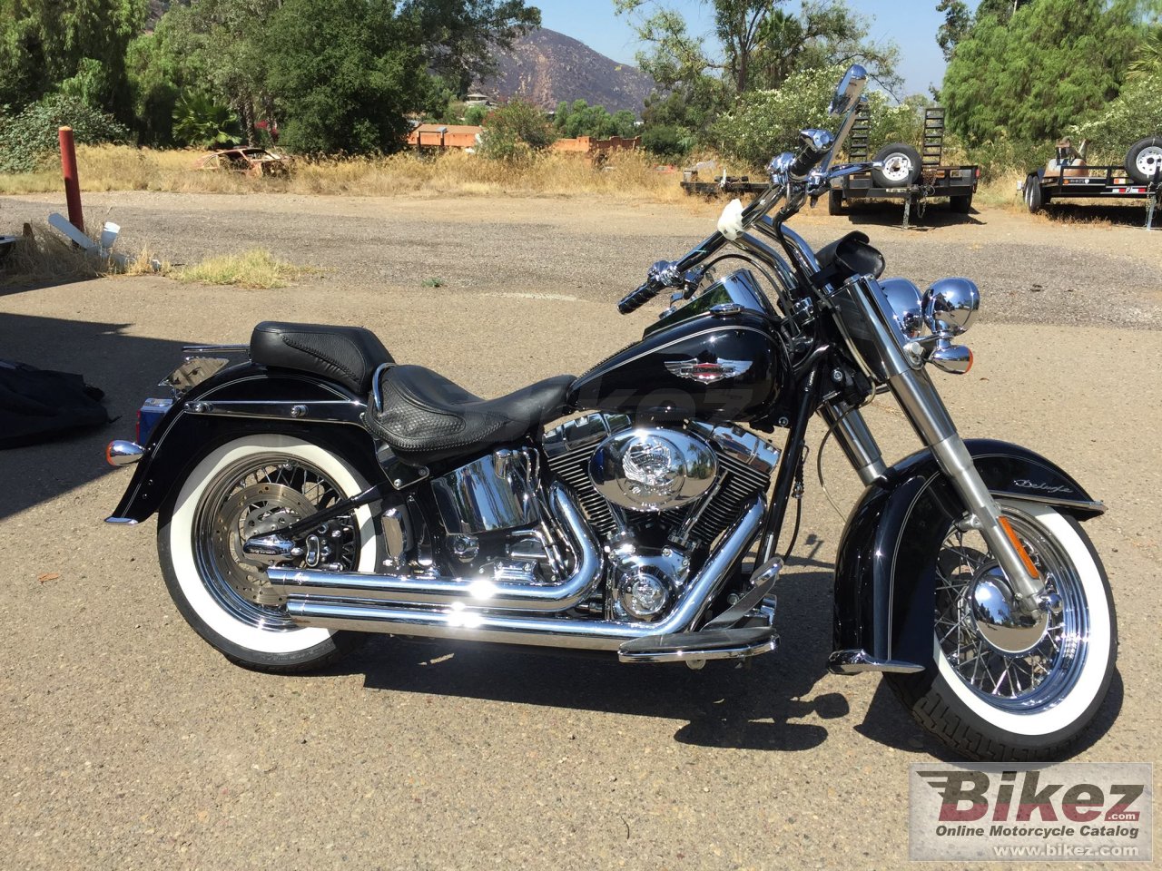 Thumbnail for Harley-Davidson FLSTNI Softail Deluxe 2006