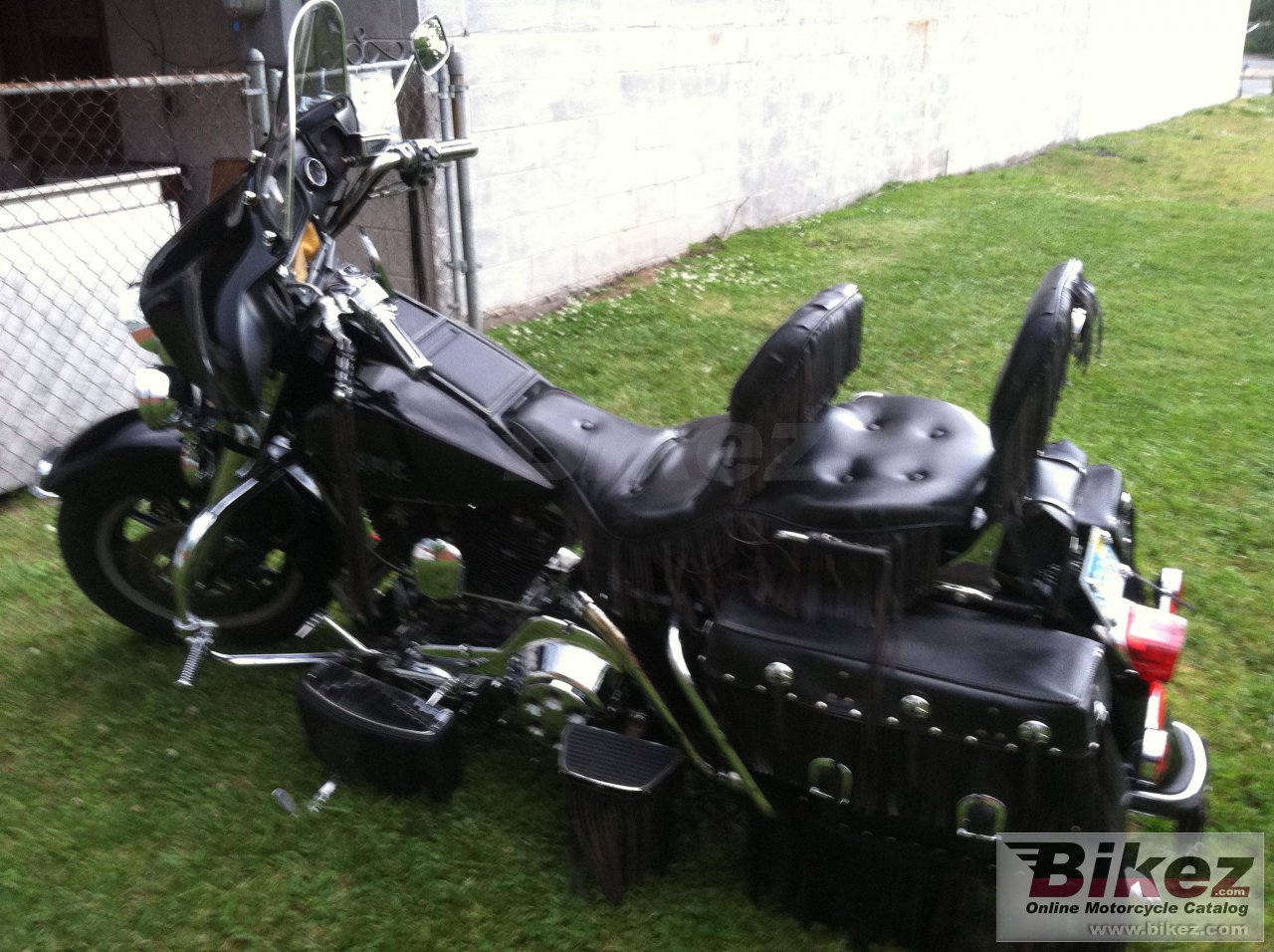 Harley-Davidson FLTC 1340 Tour Glide Classic (reduced effect)