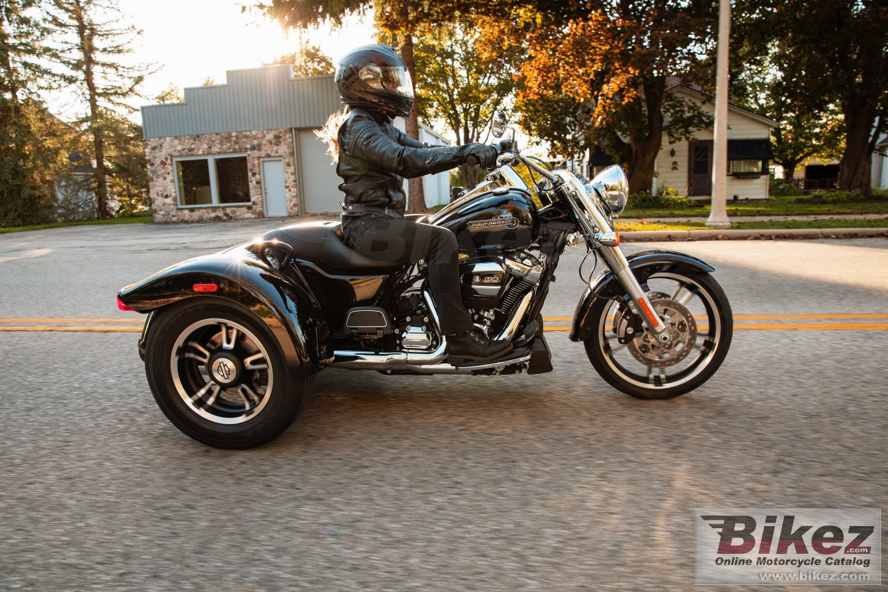 Thumbnail for Harley-Davidson Freewheeler 2021