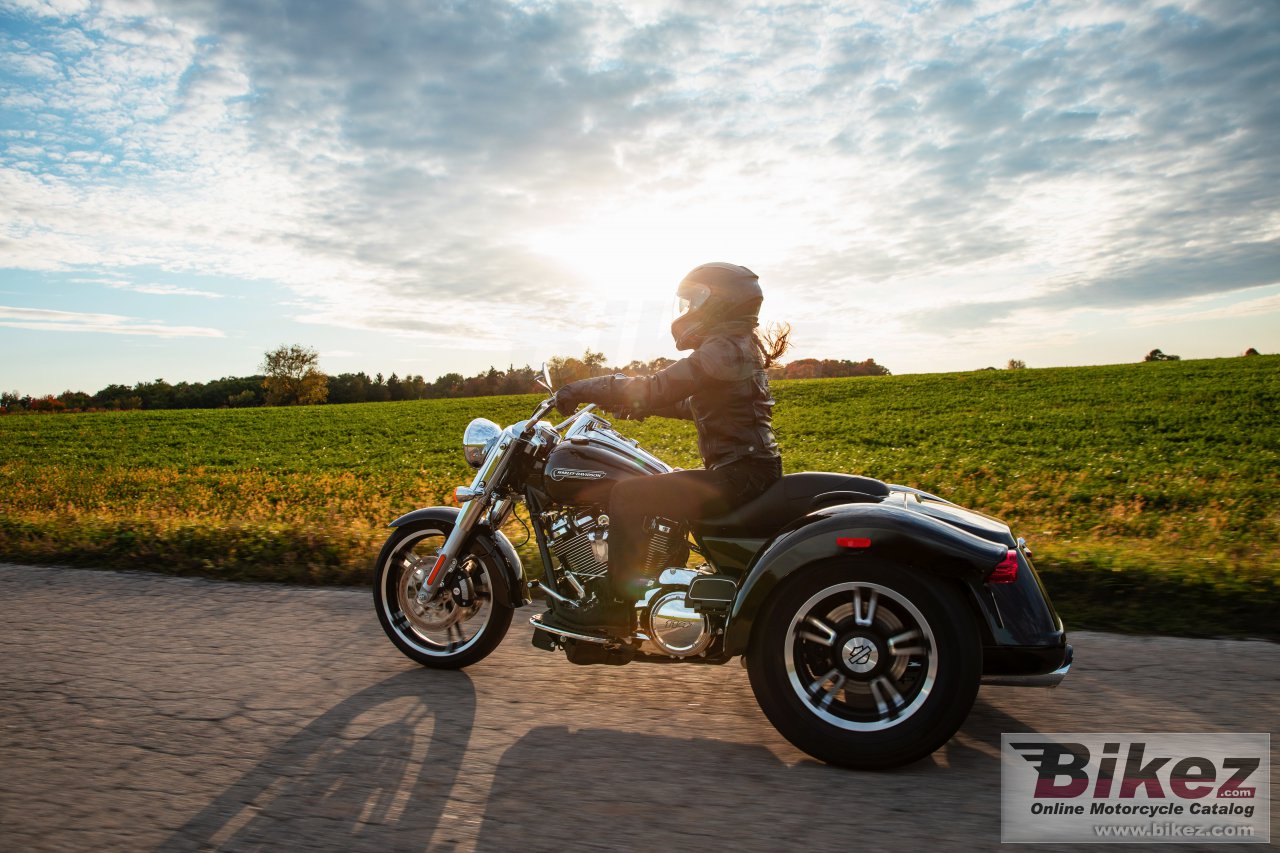 Thumbnail for Harley-Davidson Freewheeler 2021