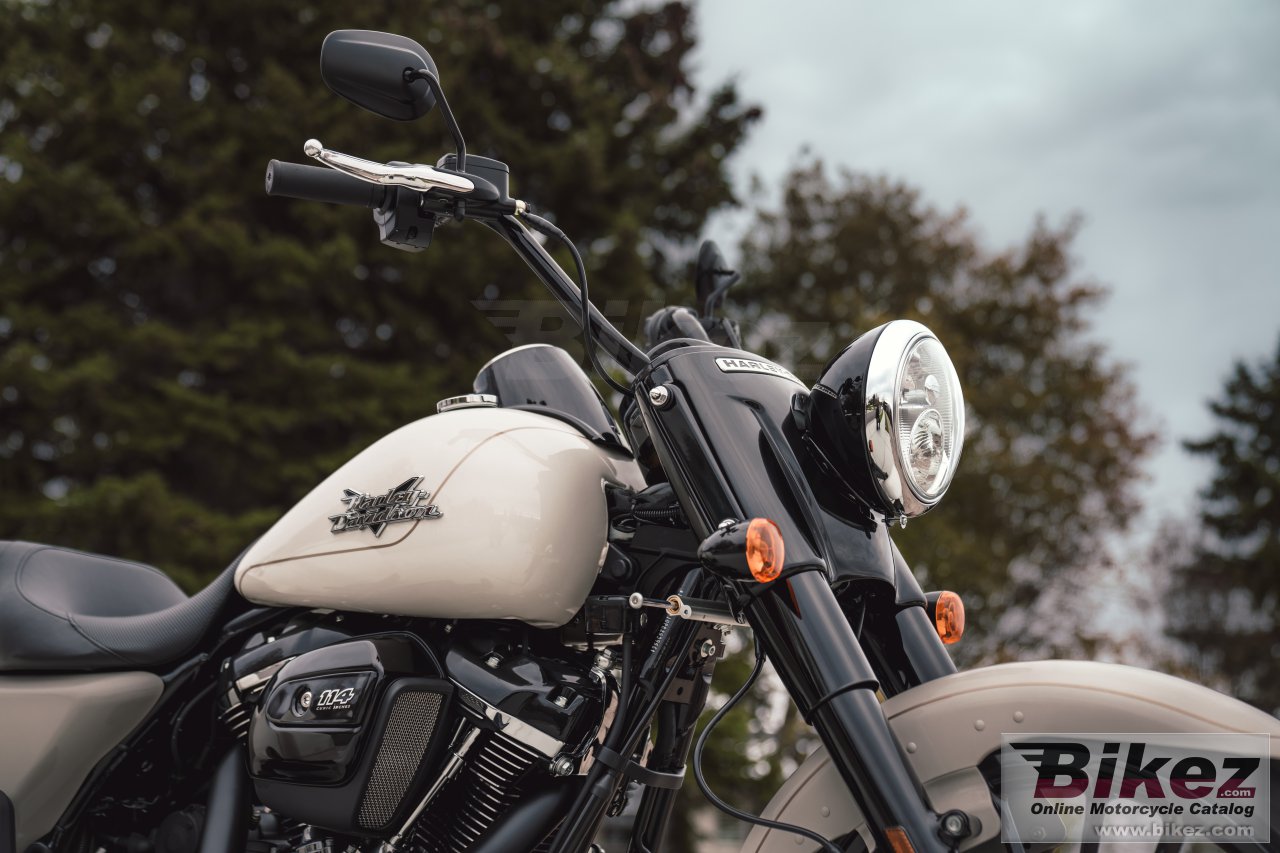Thumbnail for Harley-Davidson Freewheeler 2023