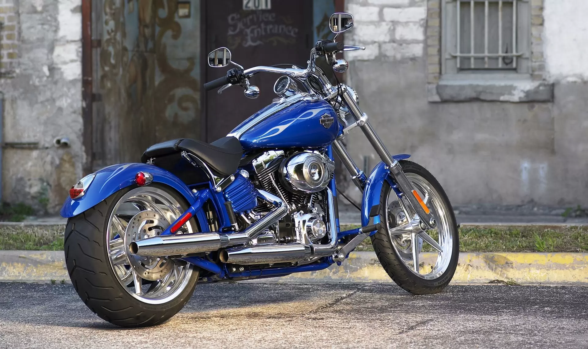 Thumbnail for Harley-Davidson FXCWC Softail Rocker C 2010