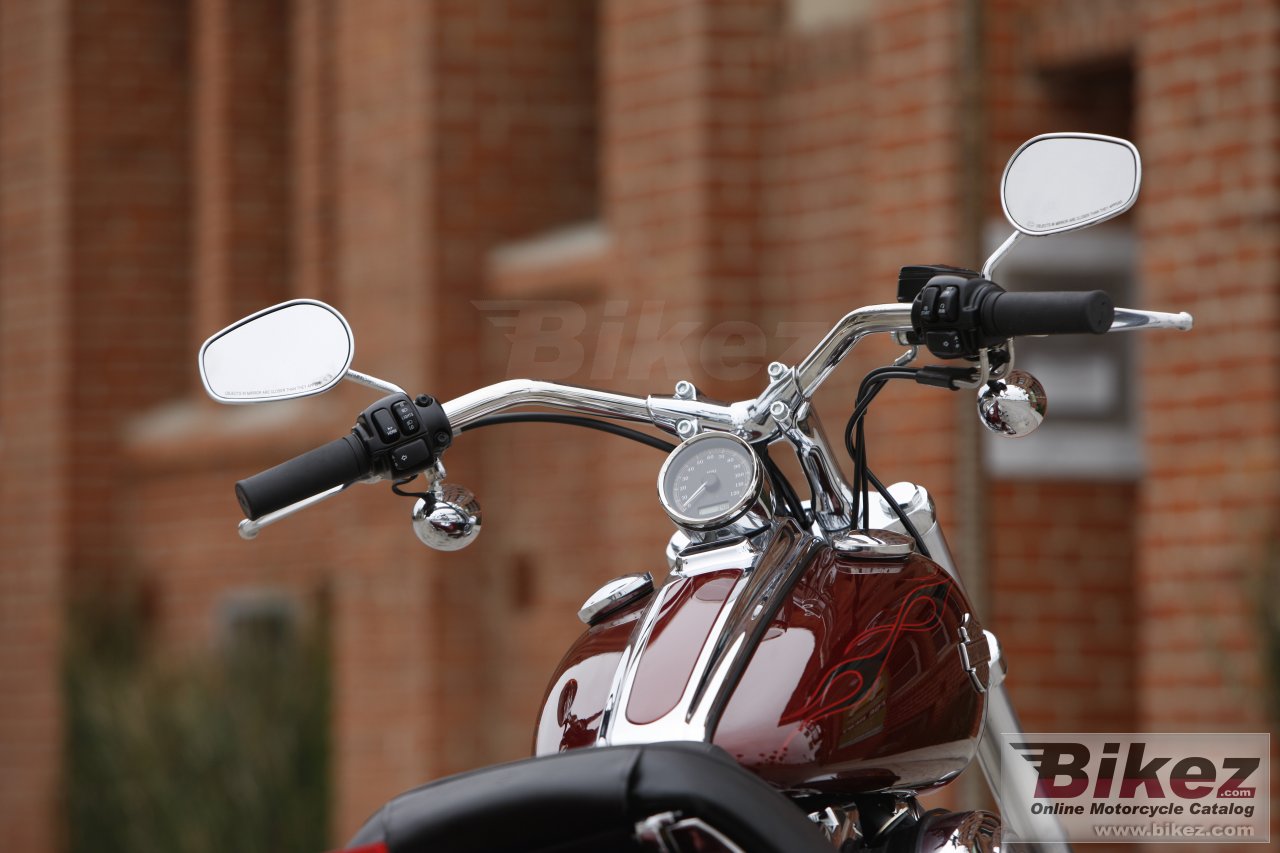 Thumbnail for Harley-Davidson FXCWC Softail Rocker C 2010