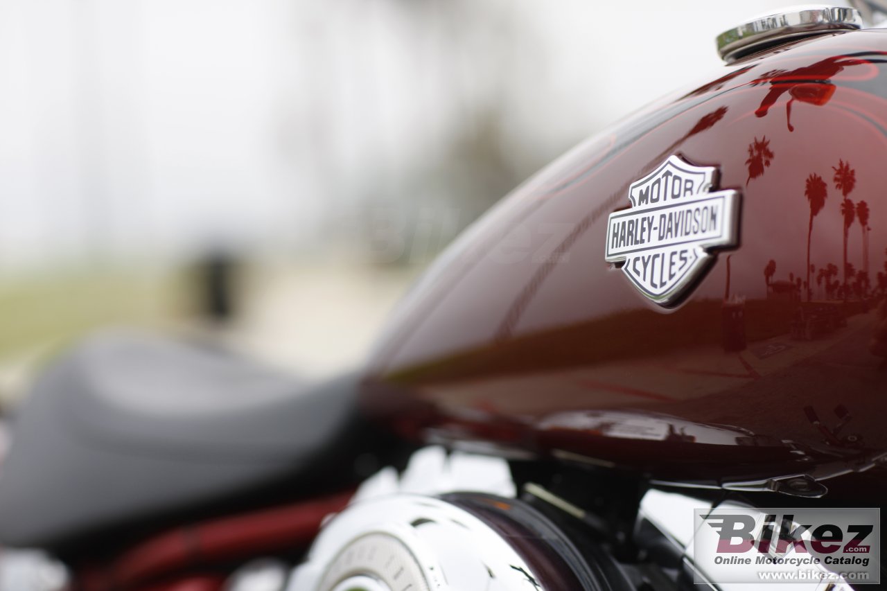 Thumbnail for Harley-Davidson FXCWC Softail Rocker C 2010