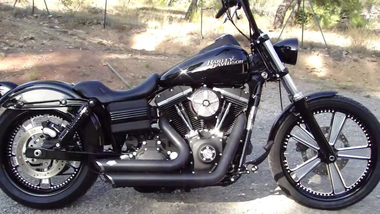 Thumbnail for Harley-Davidson FXDB Street Bob 2011