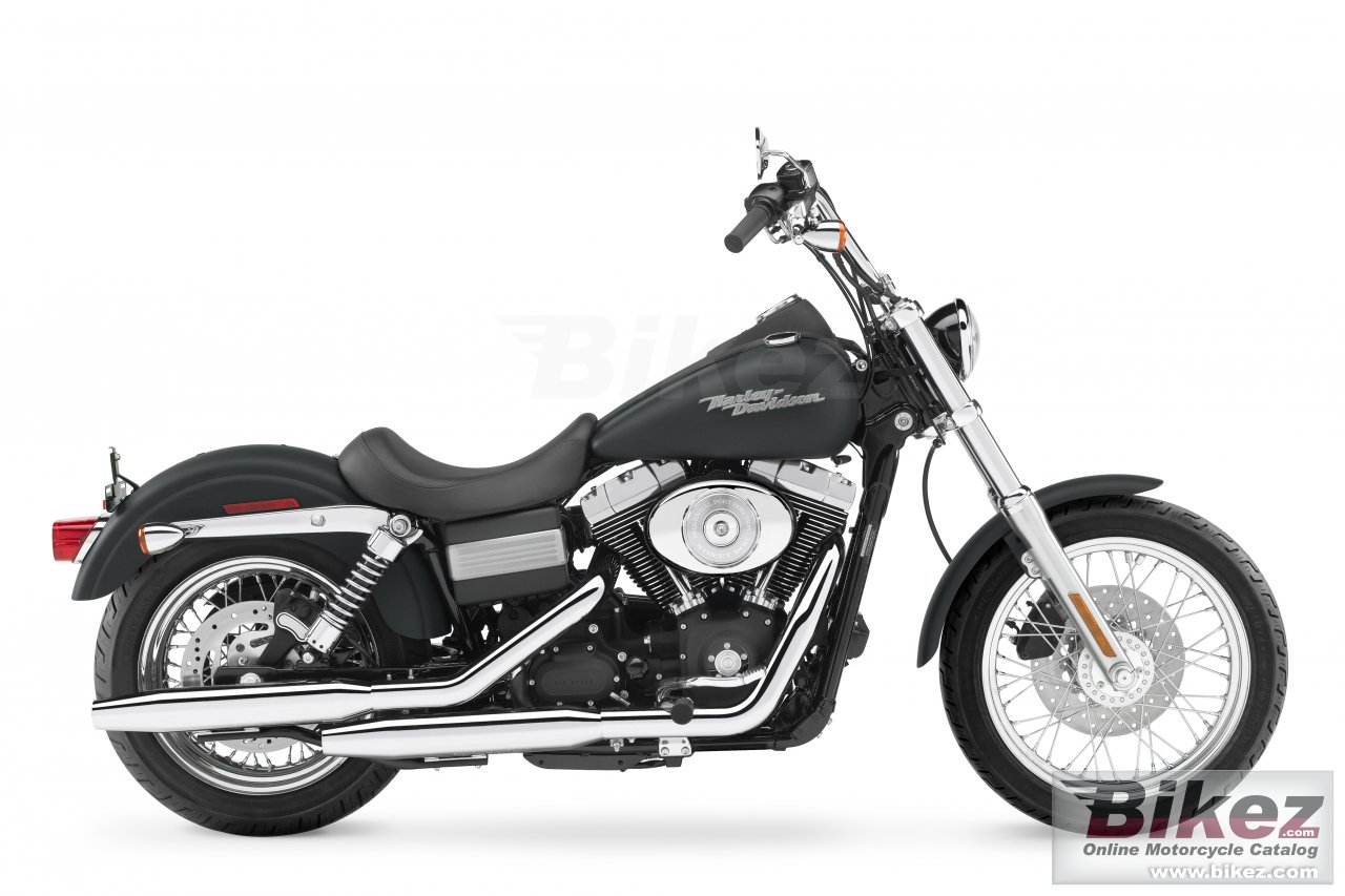 Harley-Davidson FXDBI Street Bob