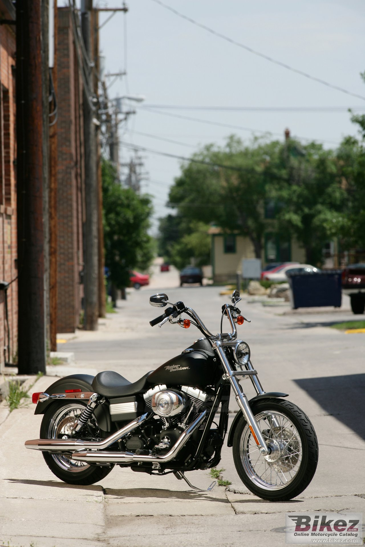 Thumbnail for Harley-Davidson FXDBI Street Bob 2006