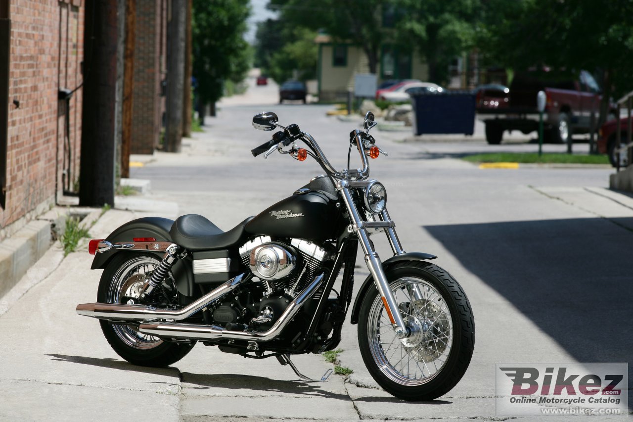 Thumbnail for Harley-Davidson FXDBI Street Bob 2006