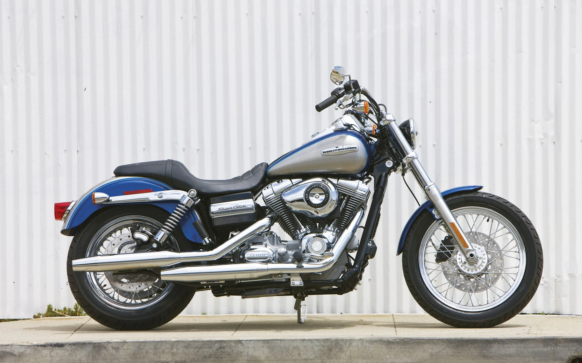 Thumbnail for Harley-Davidson FXDC Dyna Super Glide Custom 2009