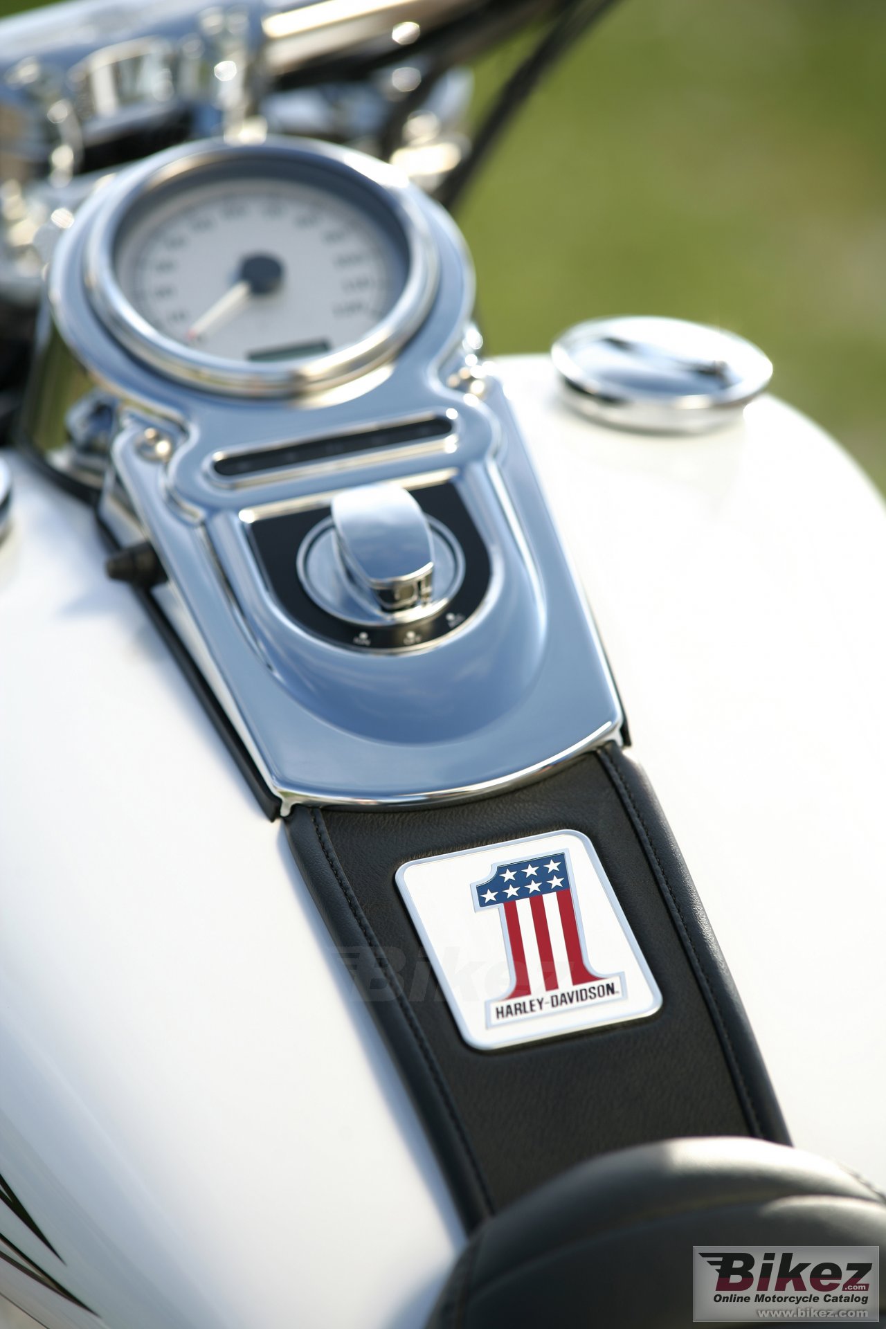 Thumbnail for Harley-Davidson FXDI Dyna Super Glide 2006