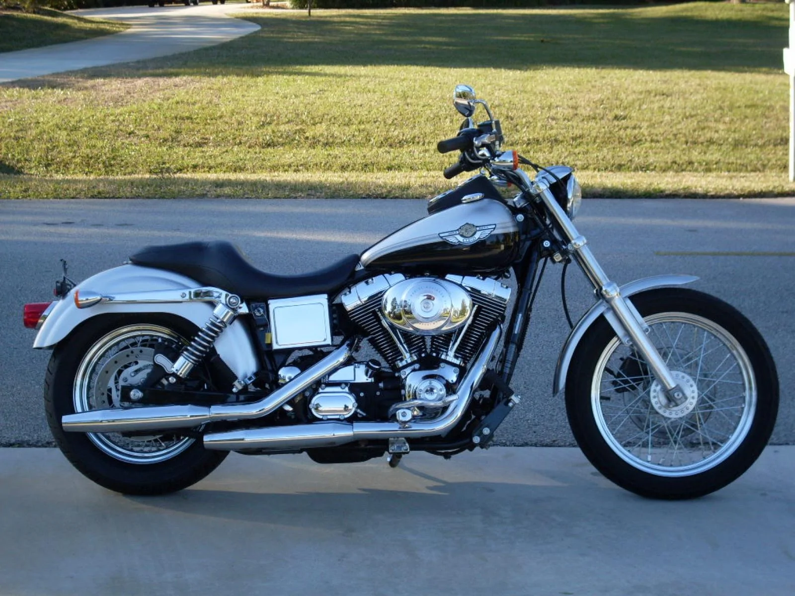 Thumbnail for Harley-Davidson FXDL Dyna Low Rider 2003