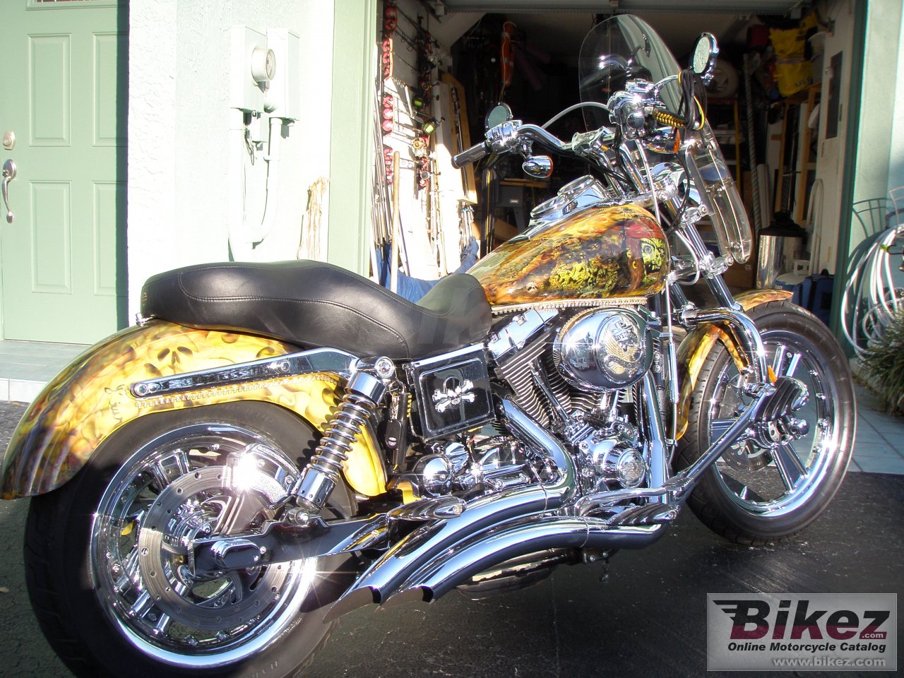 Thumbnail for Harley-Davidson FXDP Dyna Defender 2004