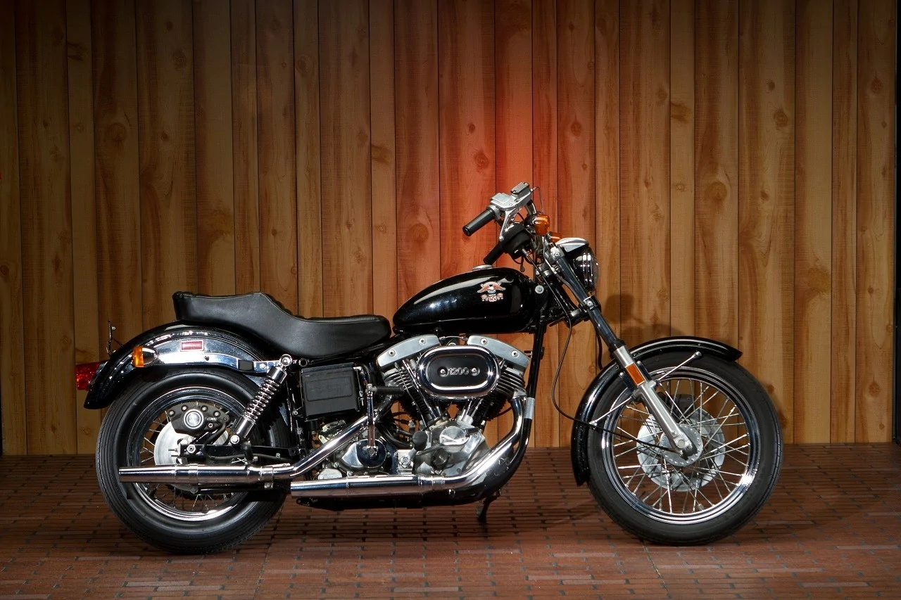 Harley-Davidson FXE 1200 Super Glide