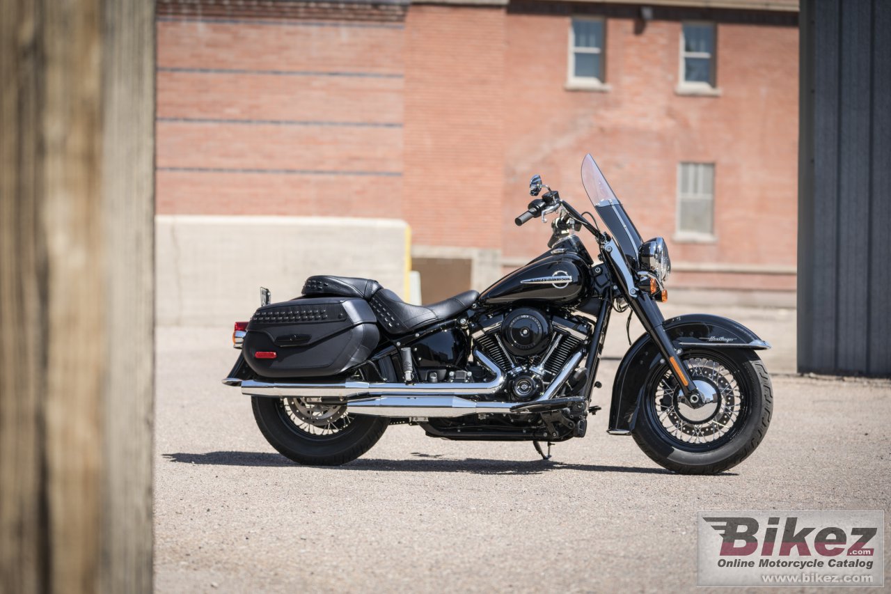 Thumbnail for Harley-Davidson Heritage Classic 2021