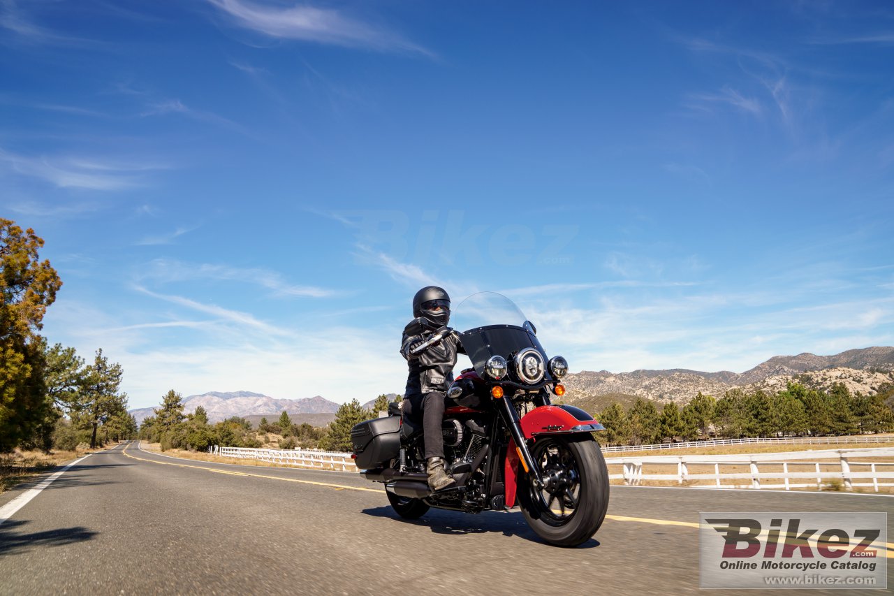 Thumbnail for Harley-Davidson Heritage Classic 2022