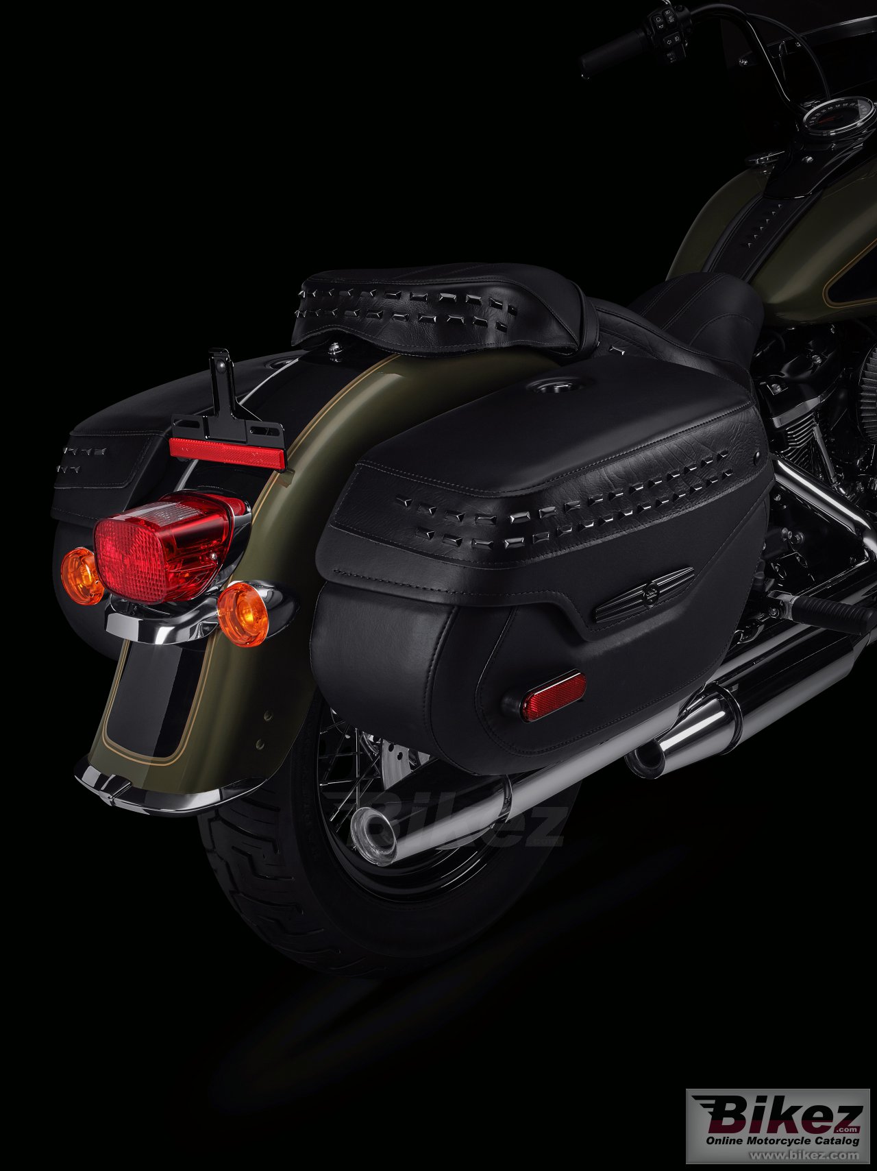 Thumbnail for Harley-Davidson Heritage Classic 114 2021