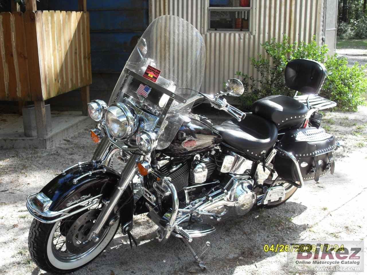 Thumbnail for Harley-Davidson Heritage Softail Classic 1999