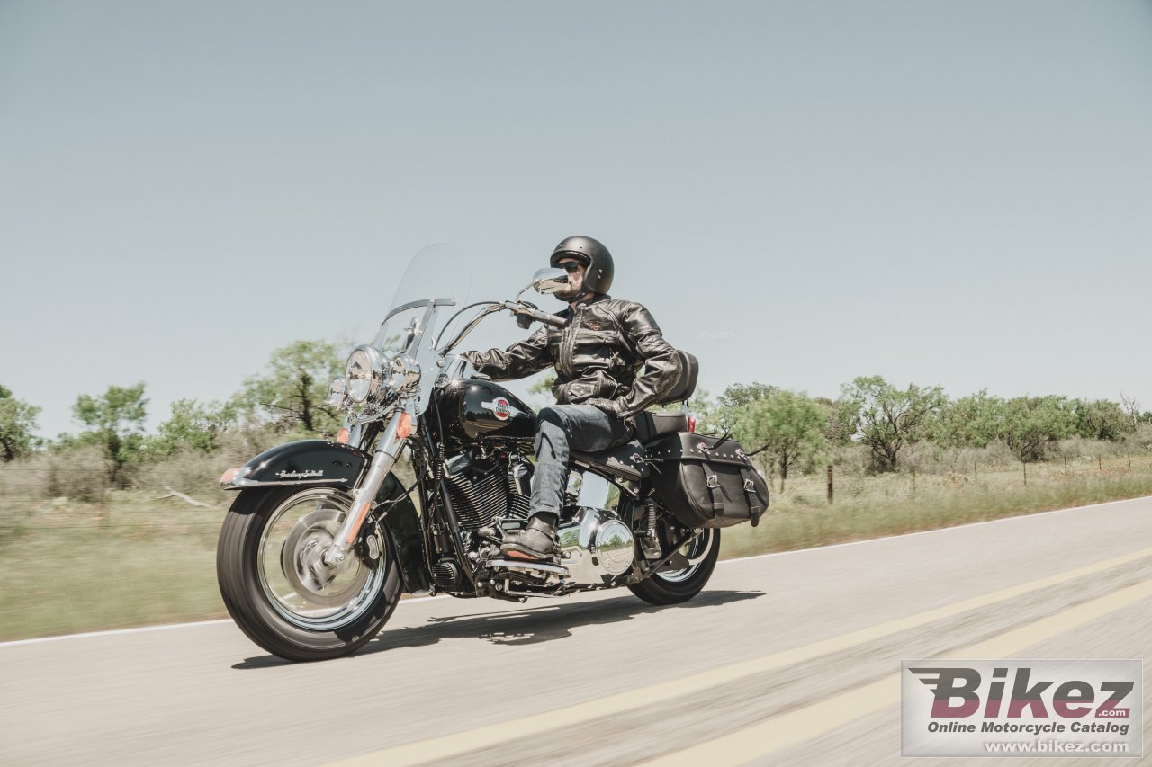 Thumbnail for Harley-Davidson Heritage Softail Classic 2016