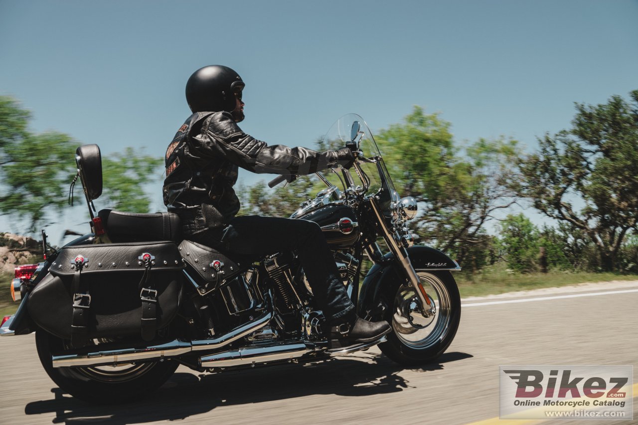 Thumbnail for Harley-Davidson Heritage Softail Classic 2016
