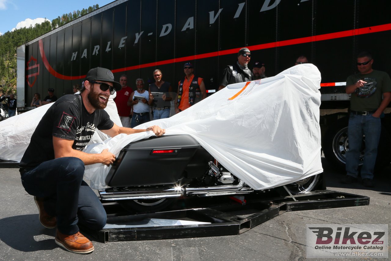 Thumbnail for Harley-Davidson Road Glide 2015