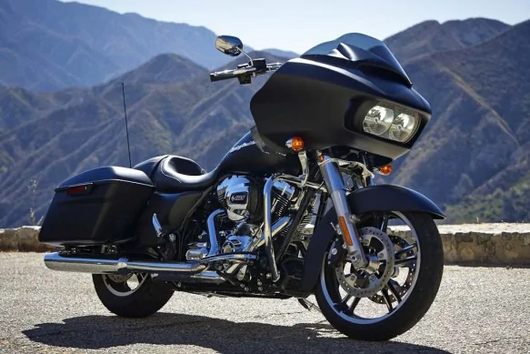 Thumbnail for Harley-Davidson Road Glide 2015