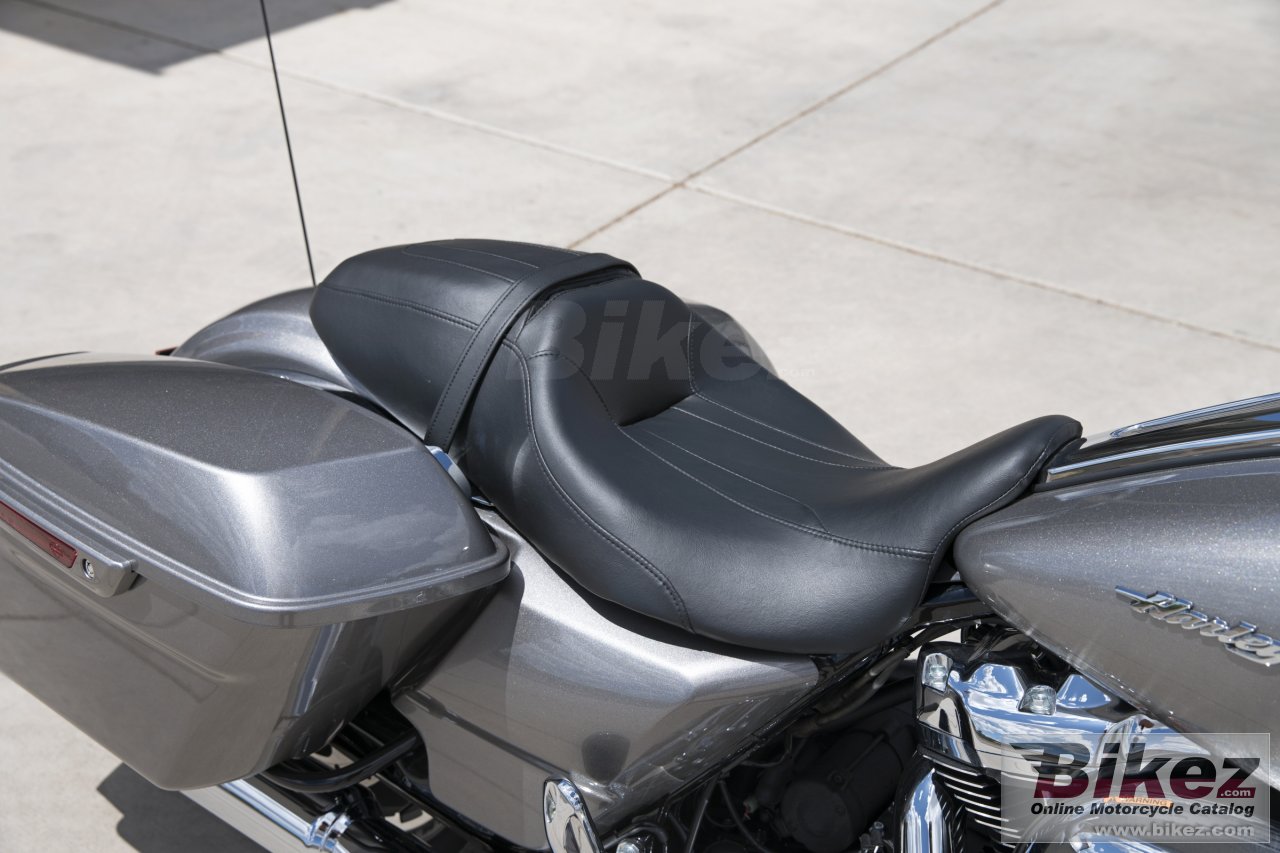 Thumbnail for Harley-Davidson Road Glide 2017