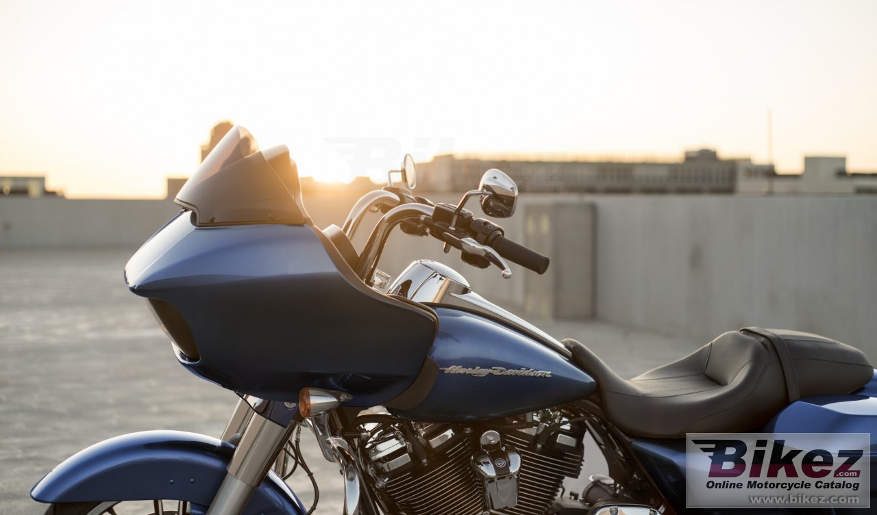 Thumbnail for Harley-Davidson Road Glide 2017