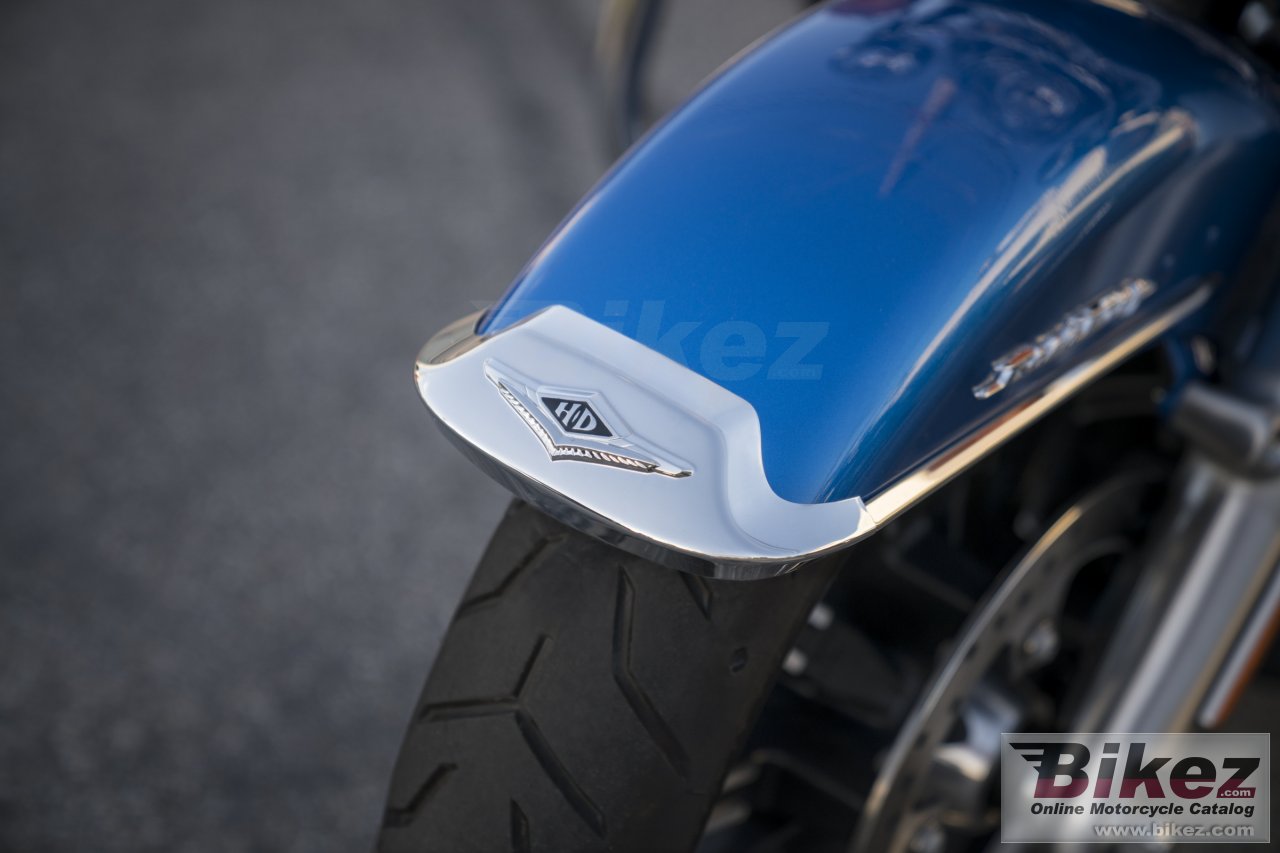 Thumbnail for Harley-Davidson Road King 2018