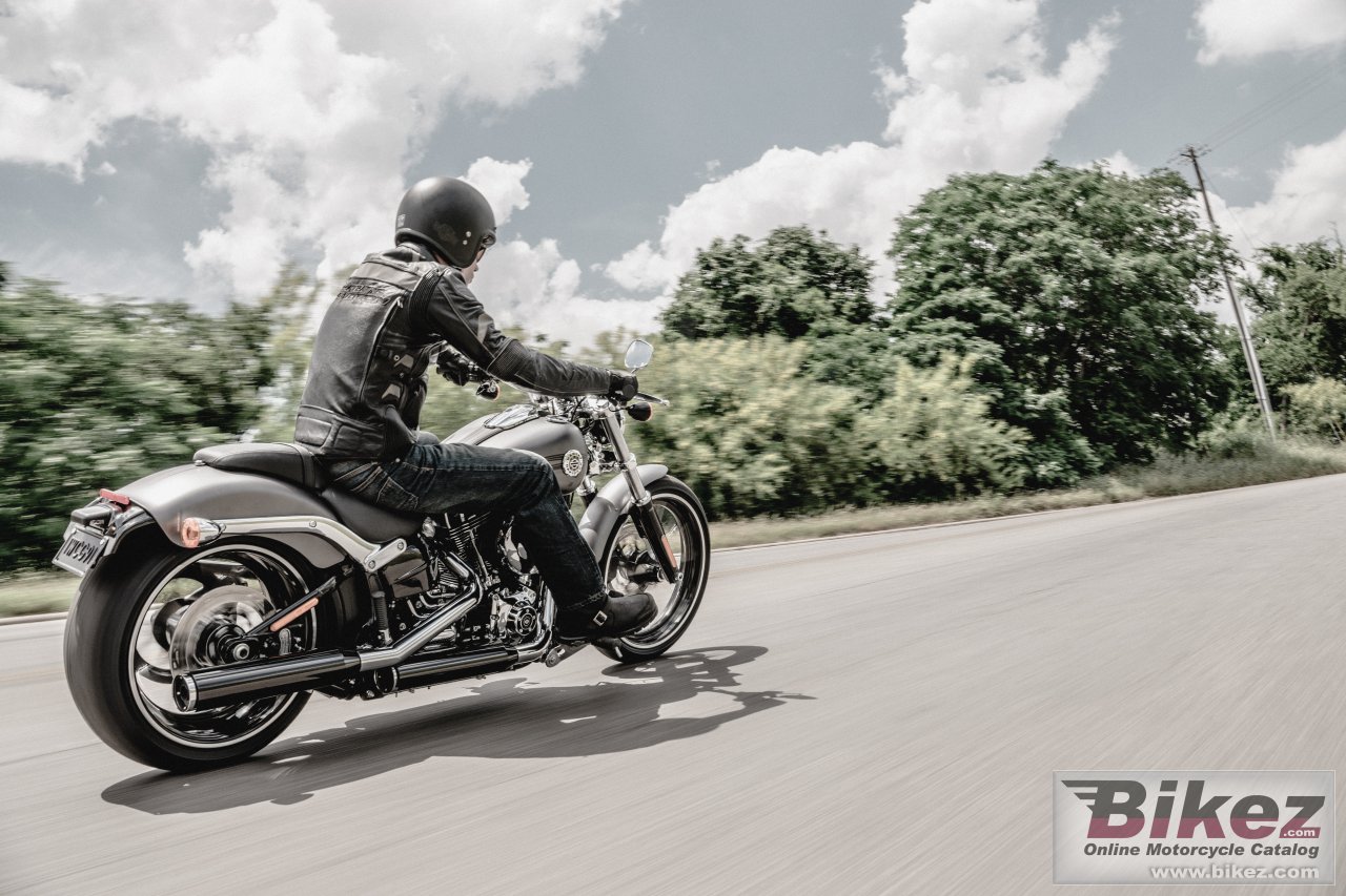 Thumbnail for Harley-Davidson Softail Breakout 2017