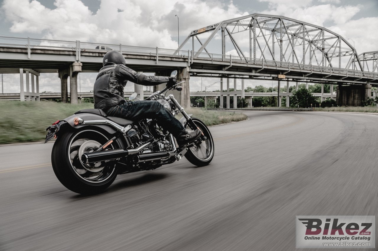 Thumbnail for Harley-Davidson Softail Breakout 2017