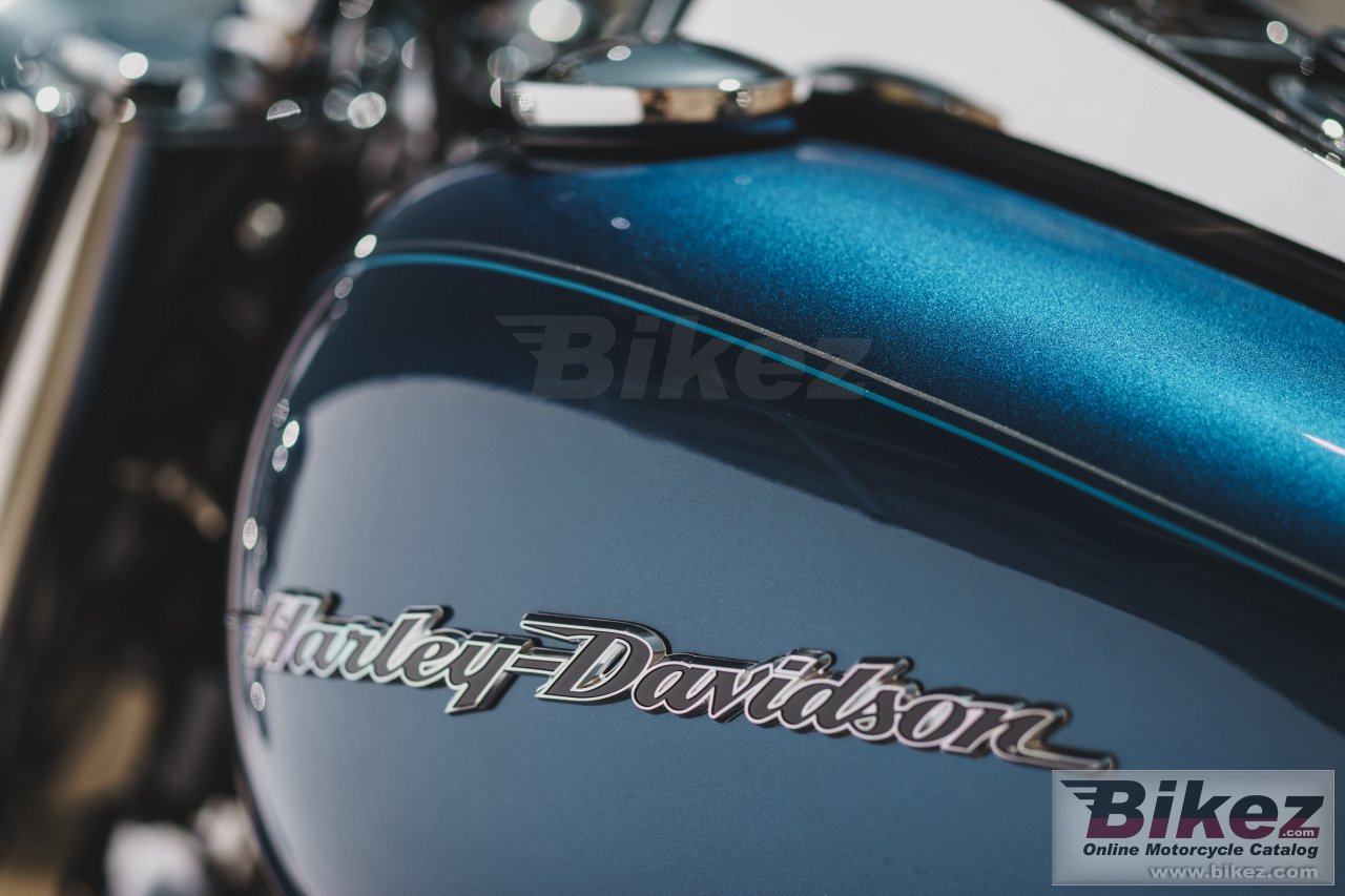 Thumbnail for Harley-Davidson Softail Deluxe 2017