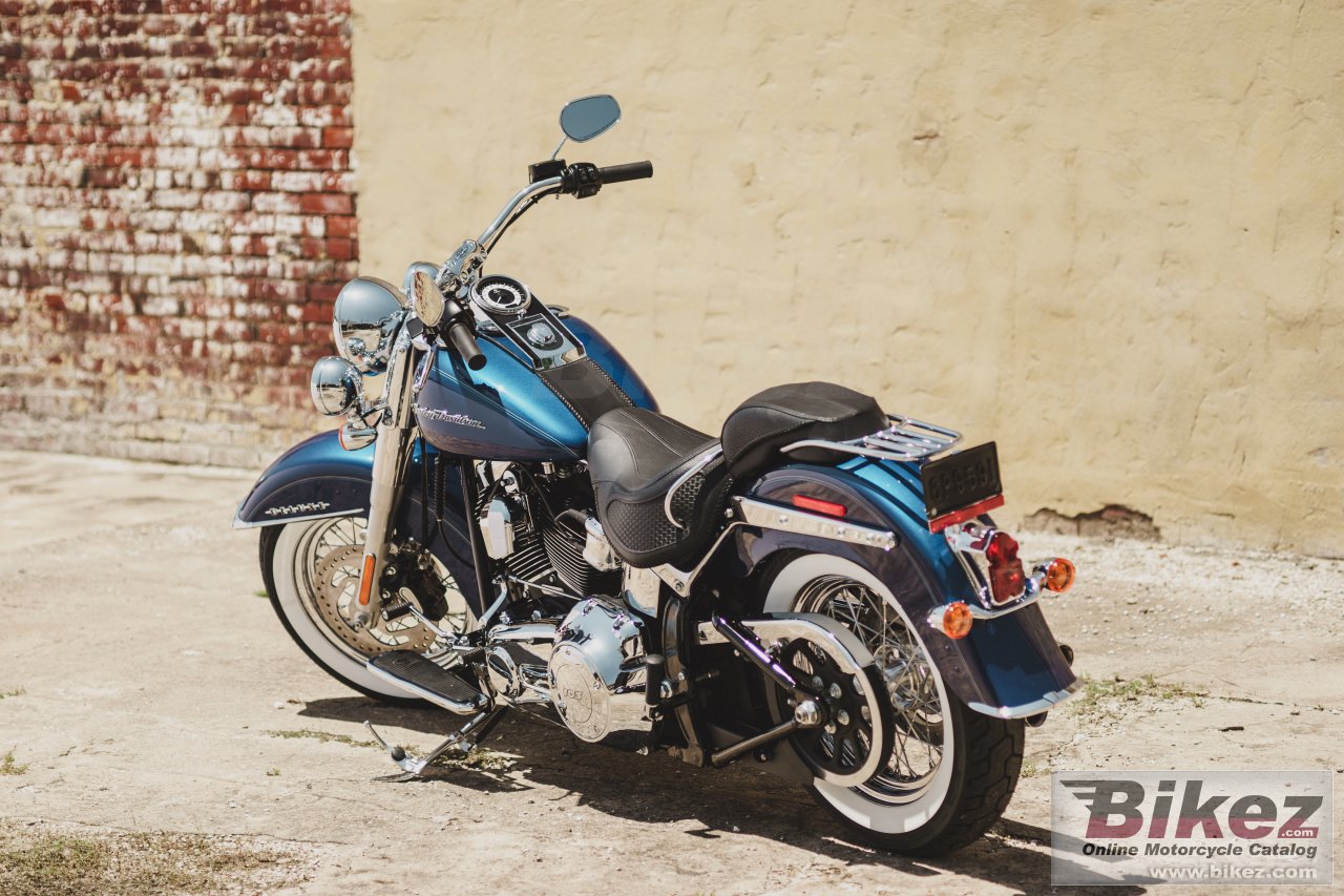 Thumbnail for Harley-Davidson Softail Deluxe 2017