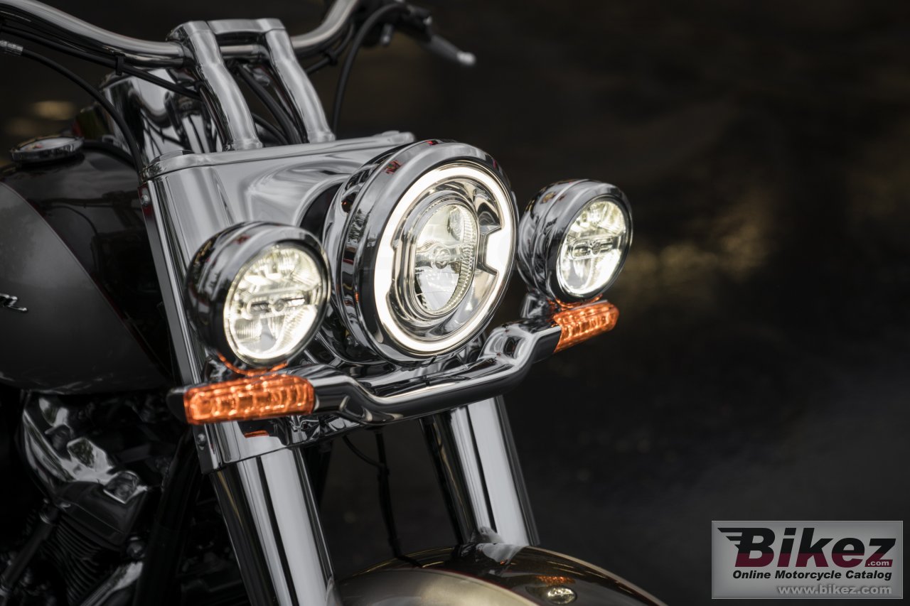 Thumbnail for Harley-Davidson Softail Deluxe 2018