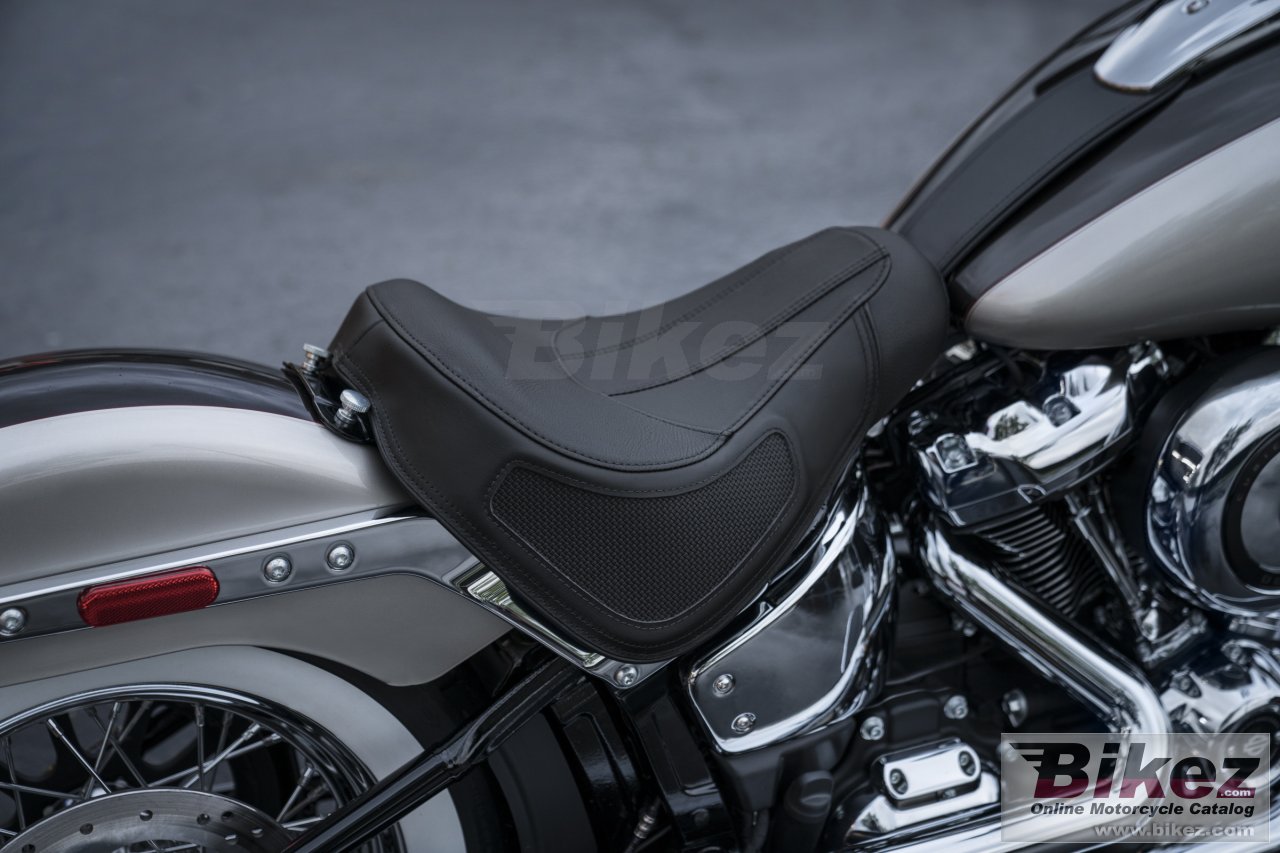 Thumbnail for Harley-Davidson Softail Deluxe 2018