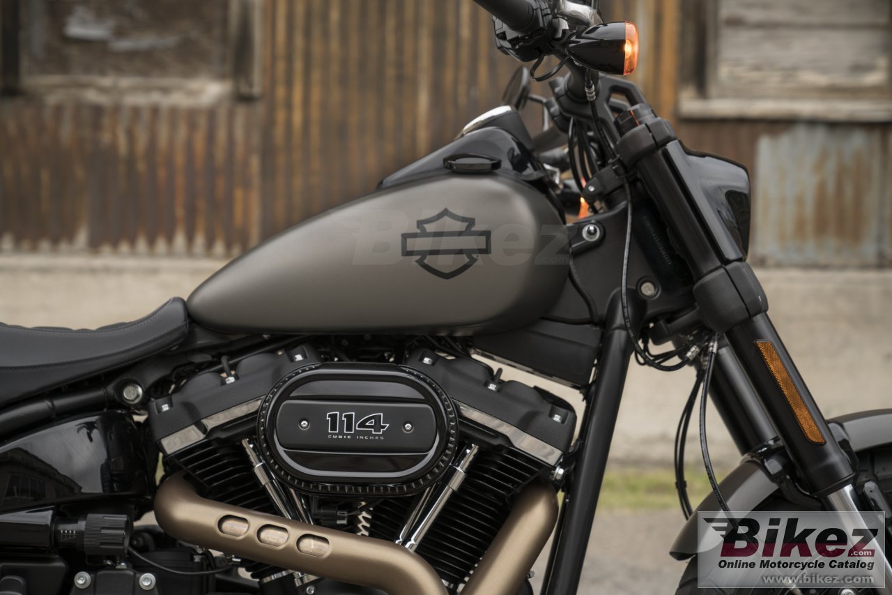 Thumbnail for Harley-Davidson Softail Fat Bob 2018