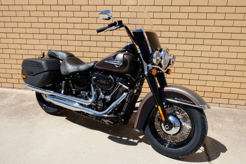 Thumbnail for Harley-Davidson Softail Heritage Classic 2019
