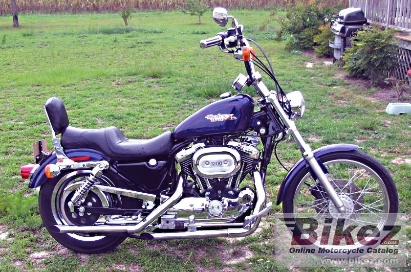 Harley-Davidson Sportster 1200 Custom