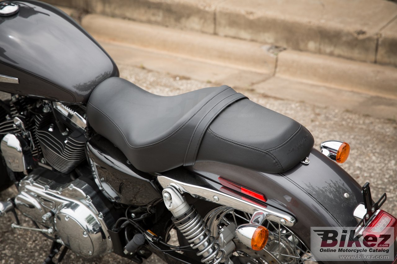 Thumbnail for Harley-Davidson Sportster 1200 Custom 2017
