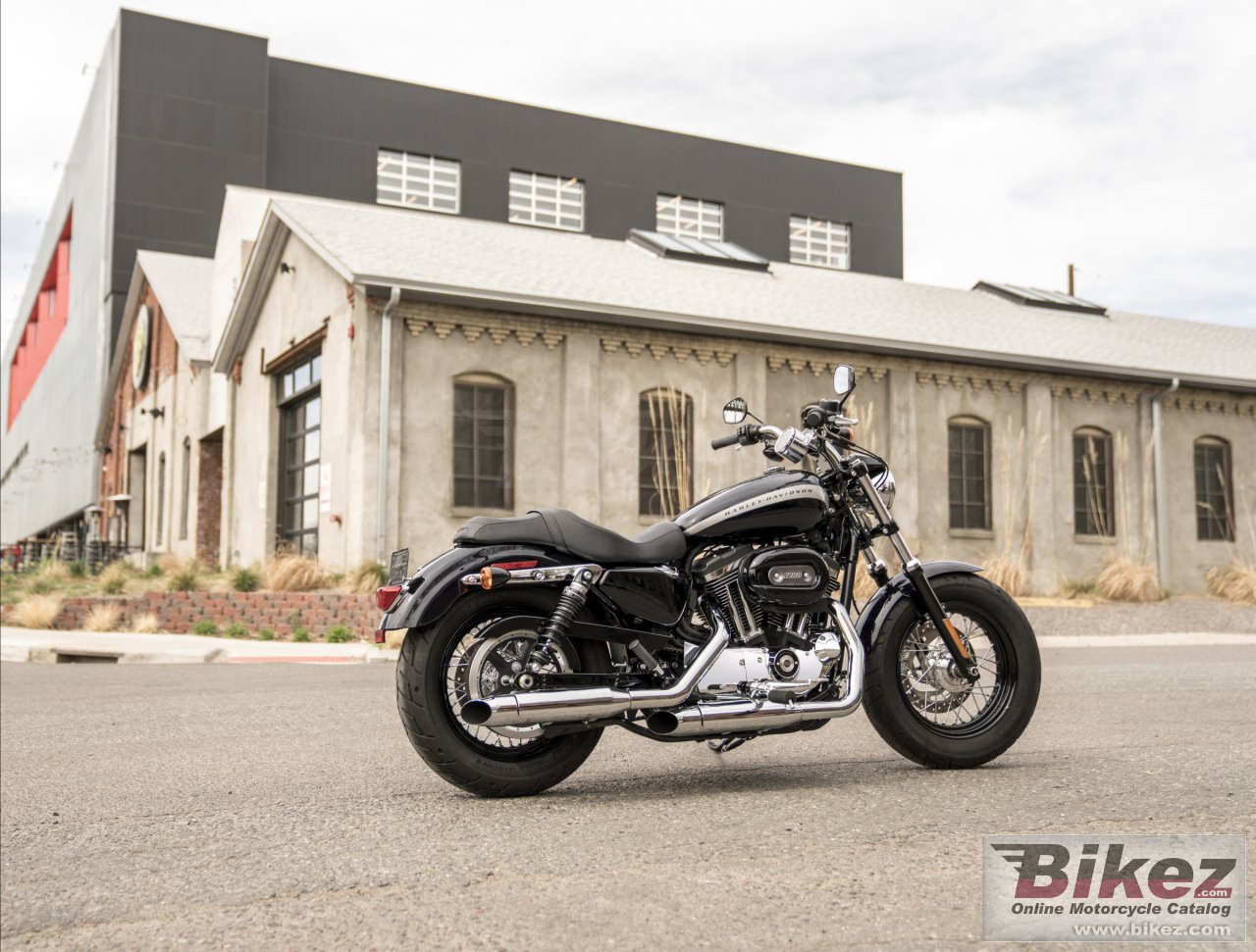 Thumbnail for Harley-Davidson Sportster 1200 Custom 2019