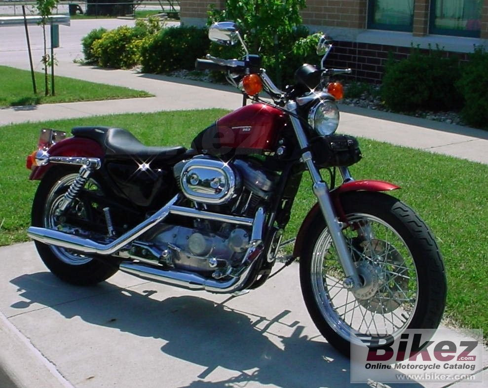 Harley-Davidson Sportster 883 Hugger