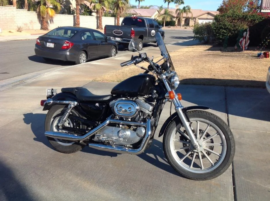 Harley-Davidson Sportster 883 Hugger
