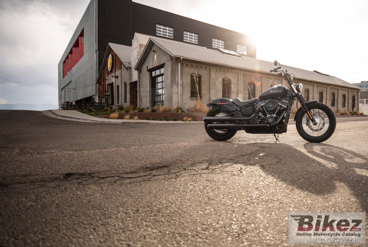 Thumbnail for Harley-Davidson Street Bob 2020