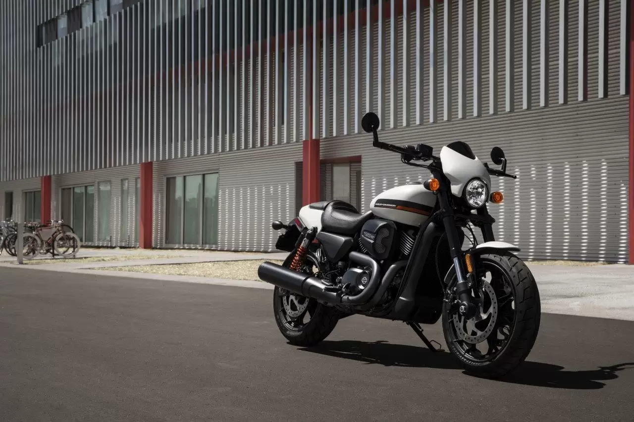Thumbnail for Harley-Davidson Street Rod 2020