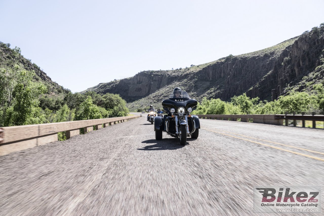 Thumbnail for Harley-Davidson Tri Glide Ultra 2016