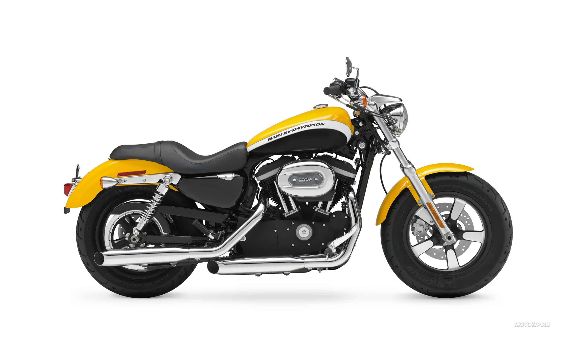 Thumbnail for Harley-Davidson XL1200C Sportster 1200 Custom 2012