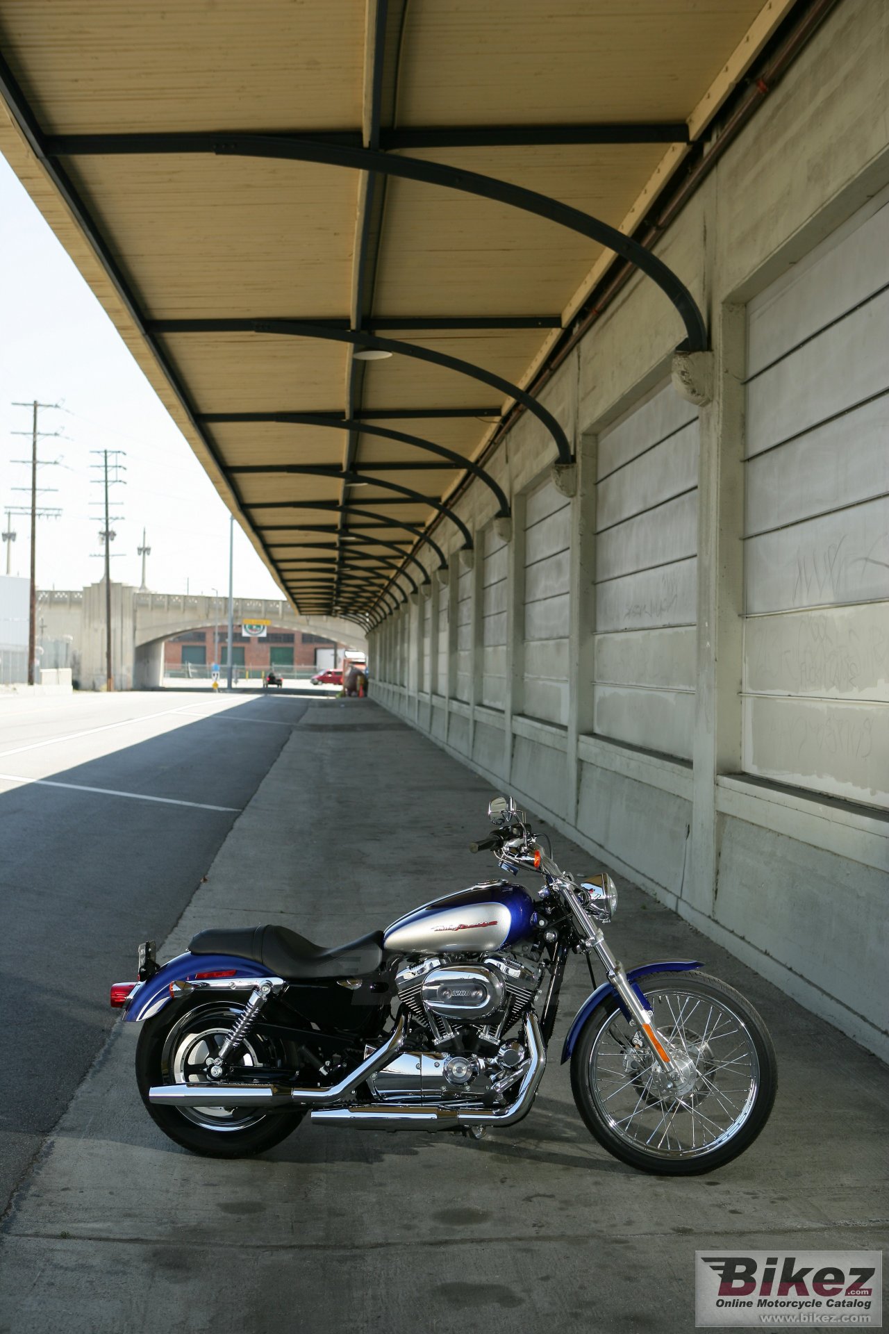 Thumbnail for Harley-Davidson XL1200C Sportster Custom 2007