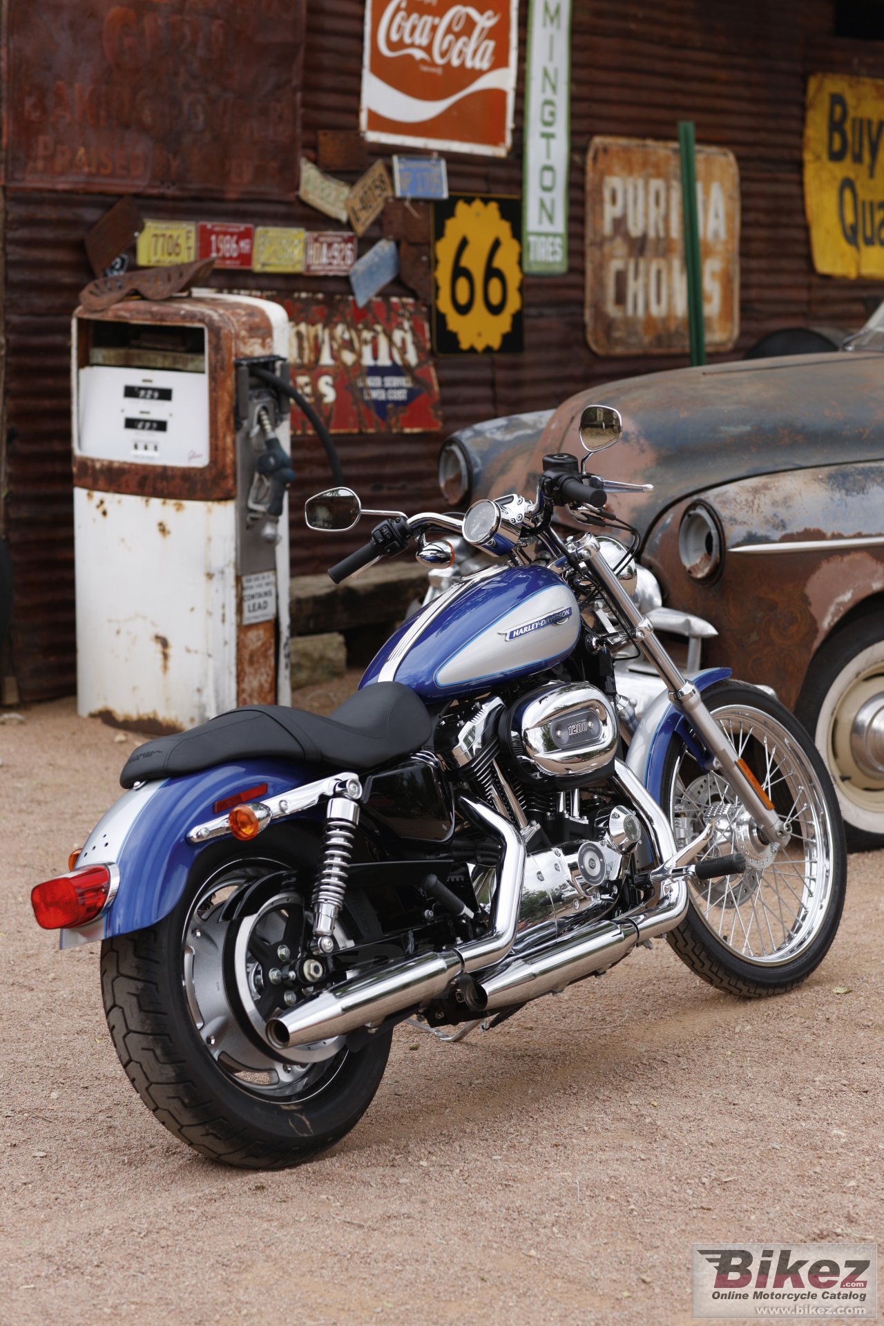 Thumbnail for Harley-Davidson XL 1200C Sportster 1200 Custom 2010