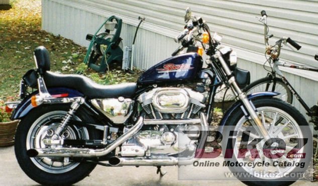 Harley-Davidson XLH Sportster 883 Hugger