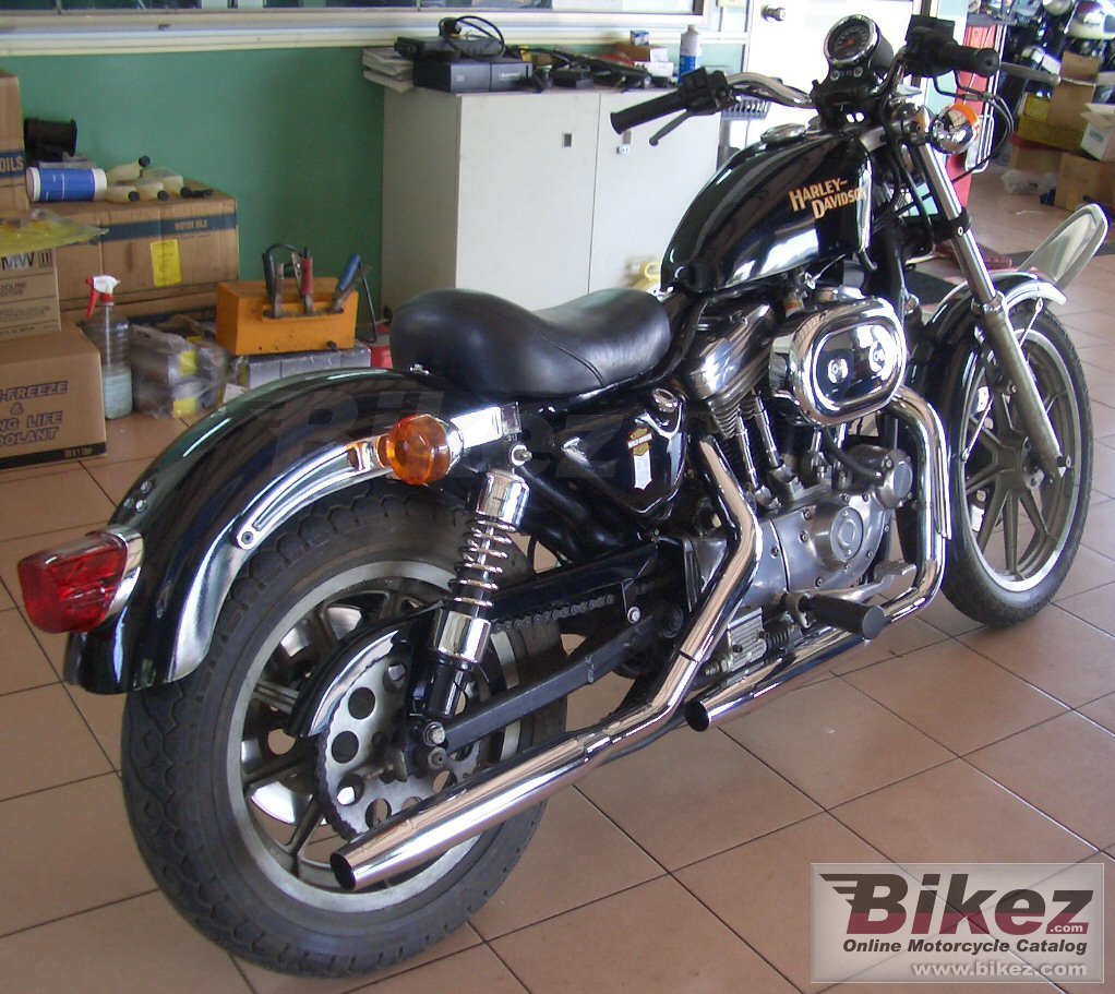 Harley-Davidson XLH Sportster 883 Standard