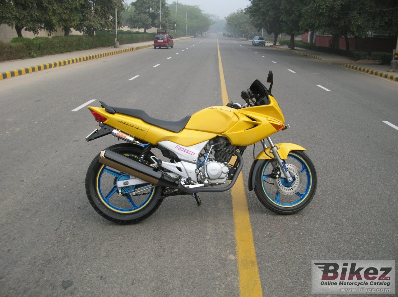 Thumbnail for Hero Honda Karizma 2004